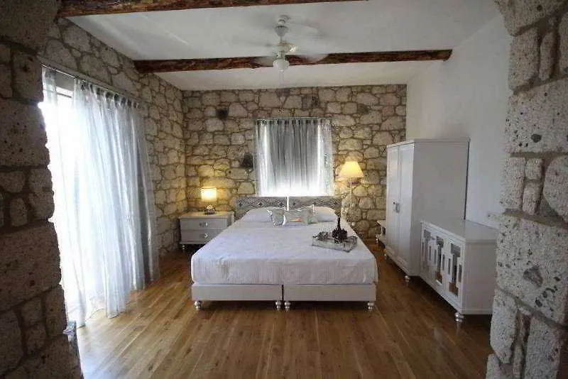 Luce Design Hotel - Special Category Alacati